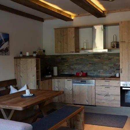 Gletscherblick Stubai 木屋 *